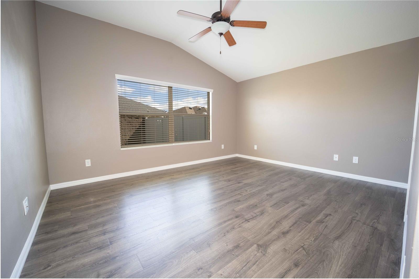 VILLAGES OF SUMTER PINELAND VILLAS - Residential Lease