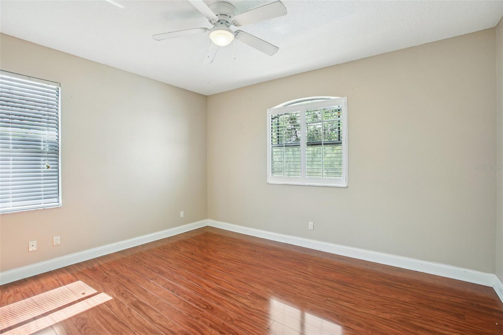 NINE EAGLES UNIT ONE SEC I - Residential