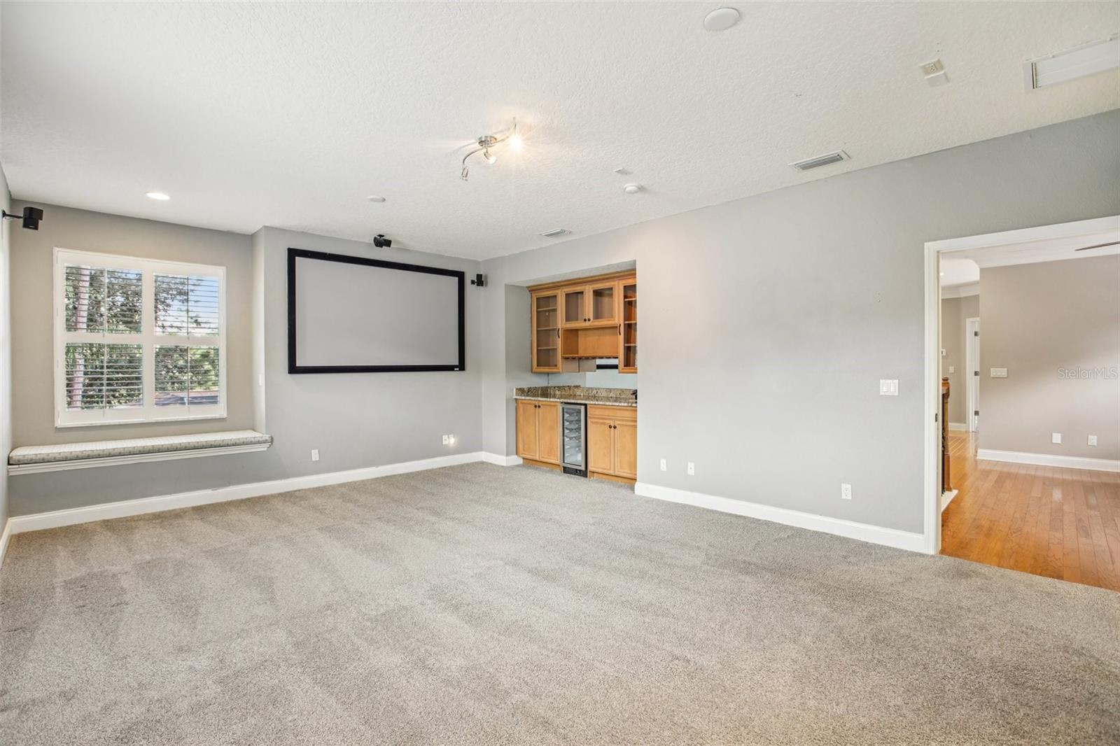 NINE EAGLES UNIT ONE SEC I - Residential