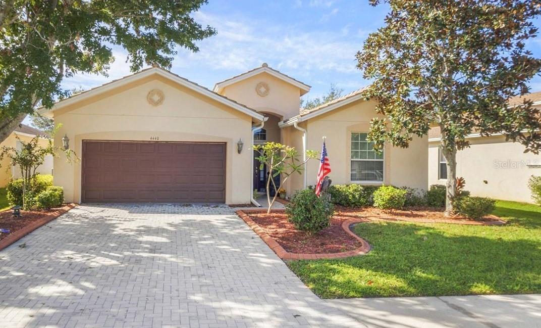 CROSSING CREEK VILLAGE PH I - Residential Lease