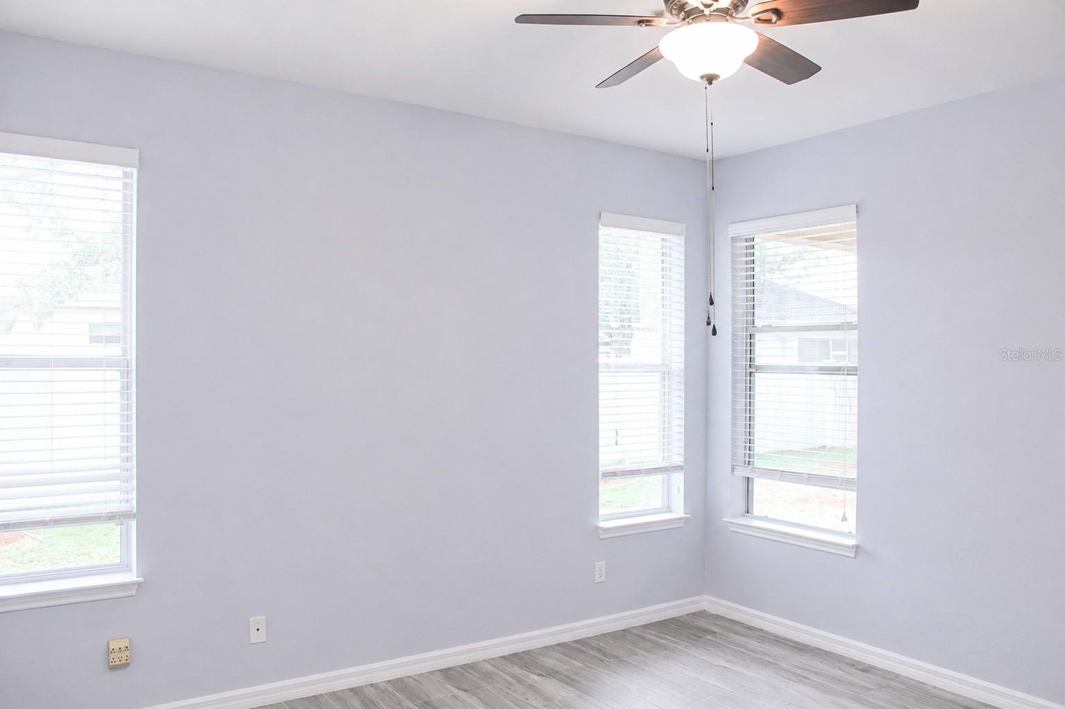 CROSSING CREEK VILLAGE PH I - Residential Lease