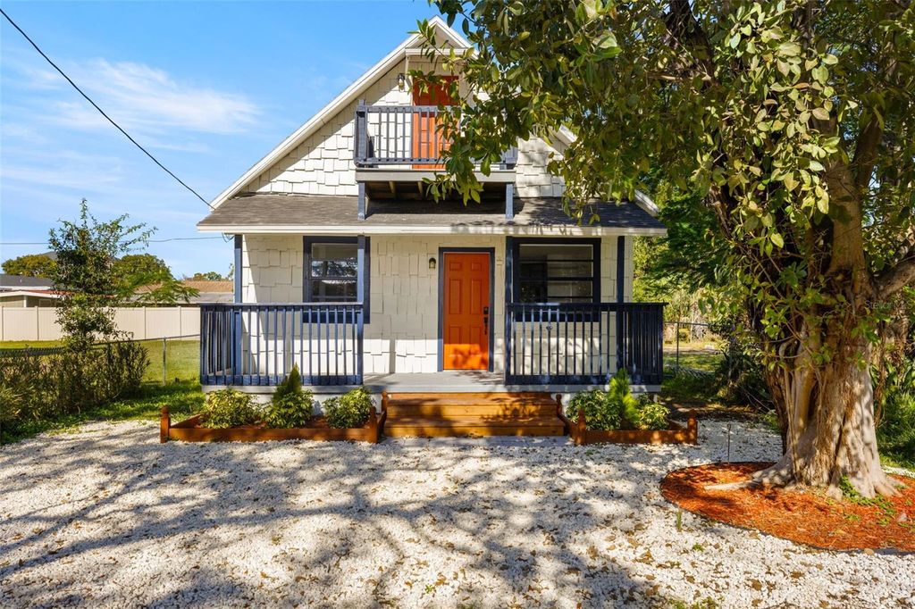 Photo of 2220 Davis Street, Tampa, FL 33605 (MLS # TB8456124)