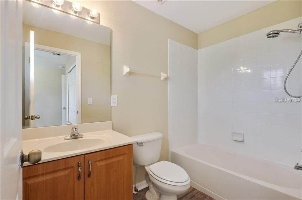 RIVERCREST TOWNHOMES WEST PH 1 - Residential Lease