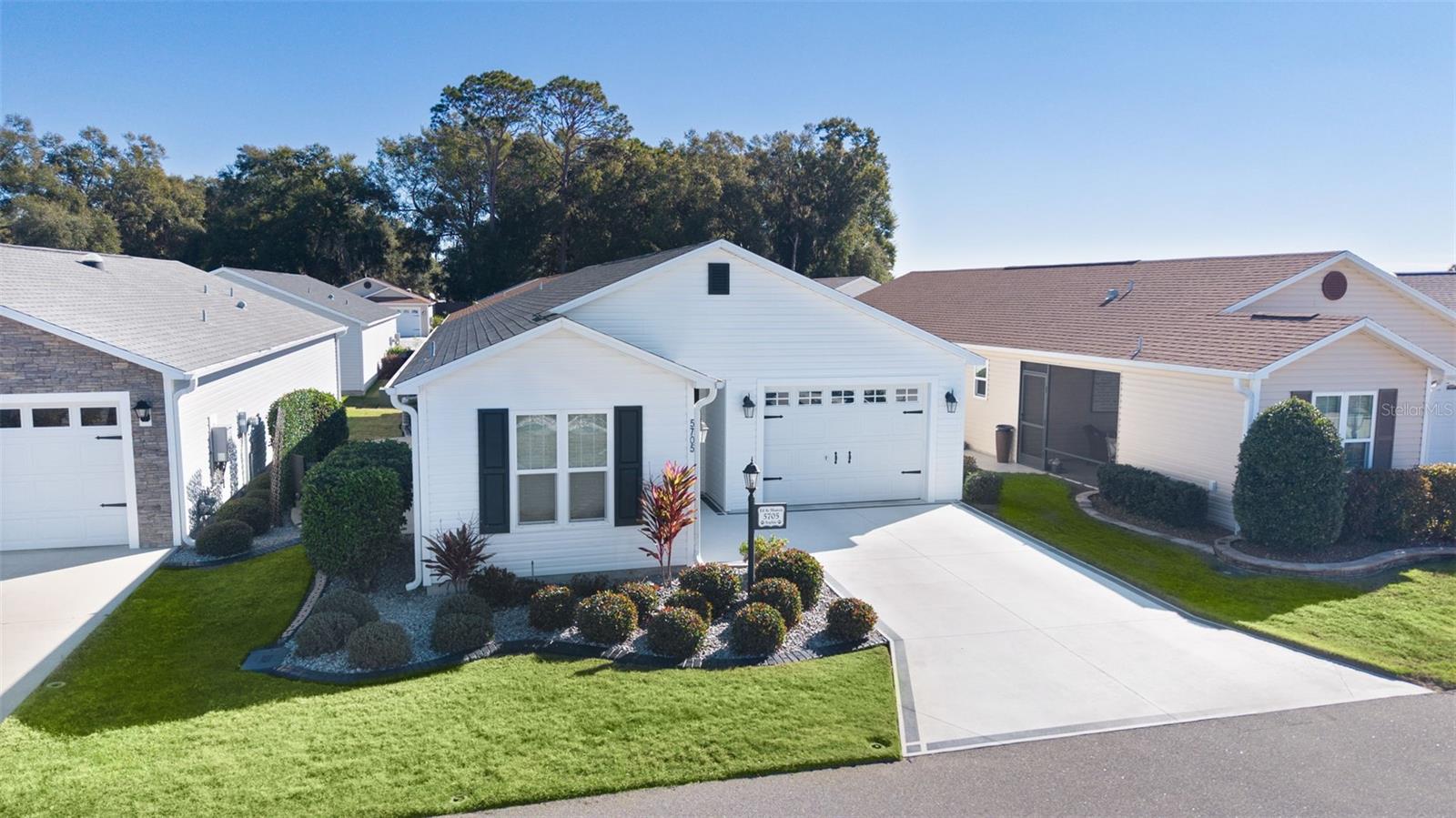 VILLAGE/FENNEY SPARTINA VILLAS - Residential