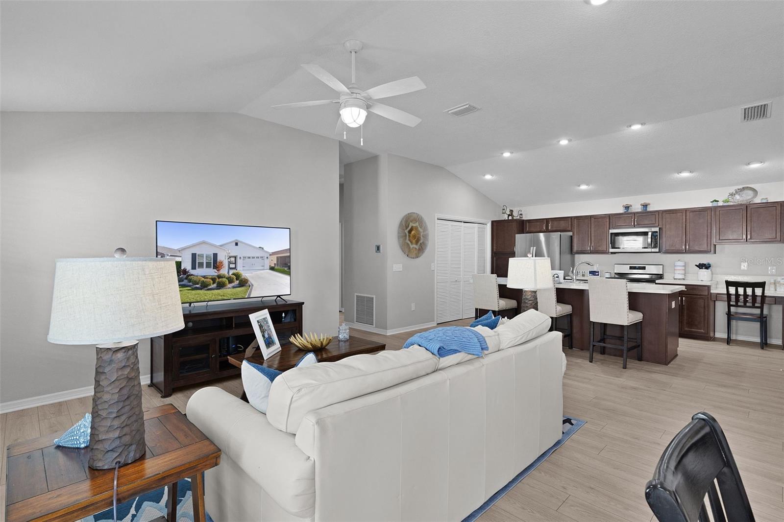 VILLAGE/FENNEY SPARTINA VILLAS - Residential