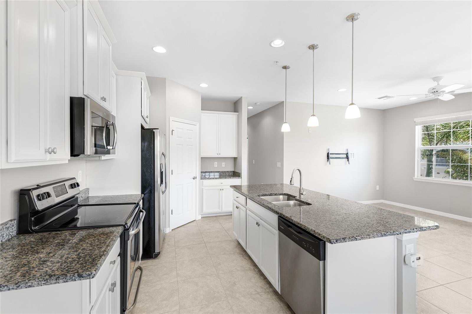 BAY STREET VILLAGE - Residential