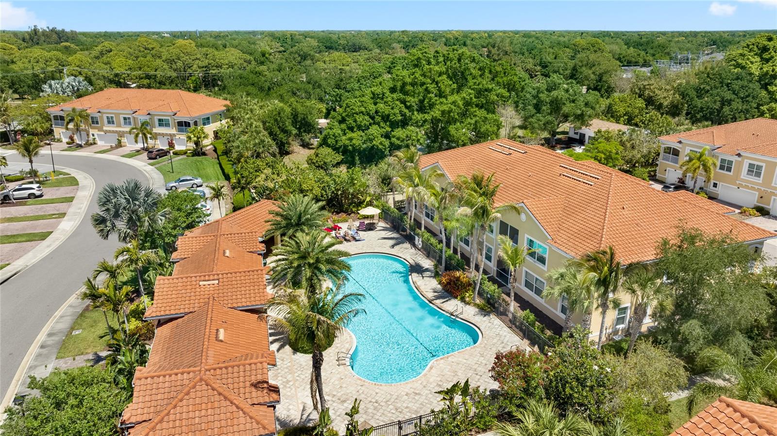 BAY STREET VILLAGE - Residential