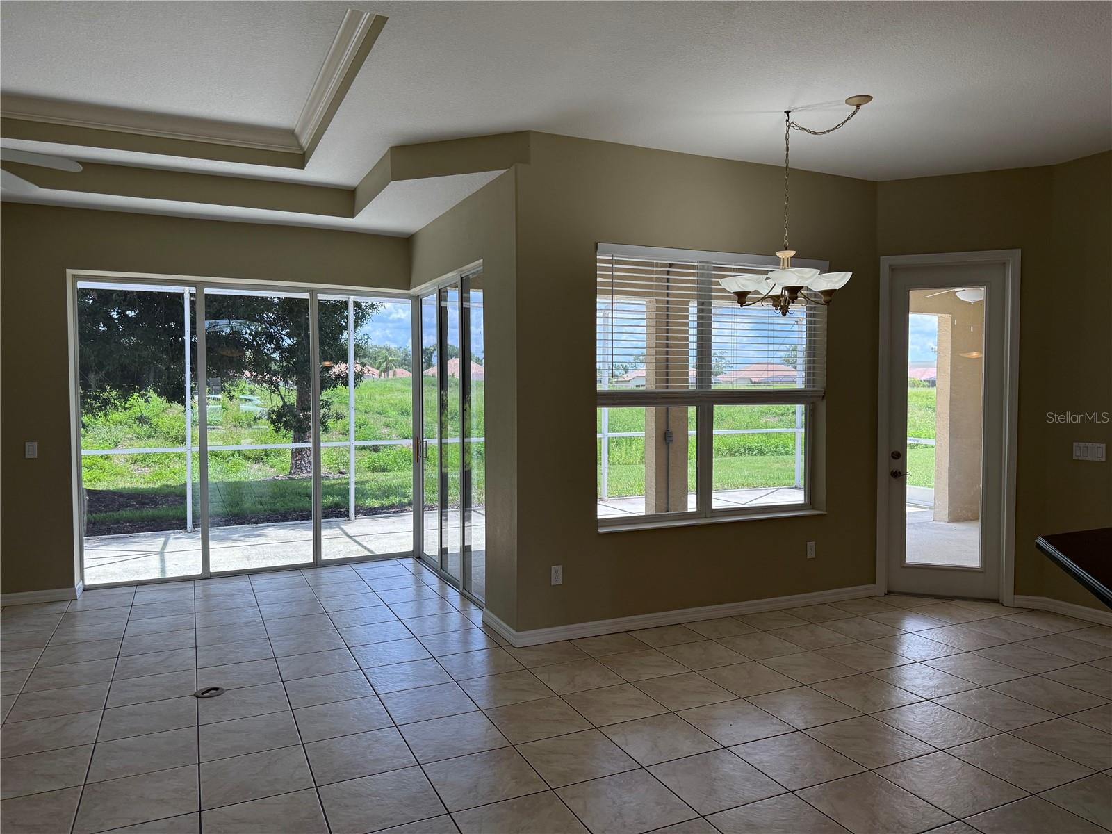 BOBCAT TRAIL - Residential