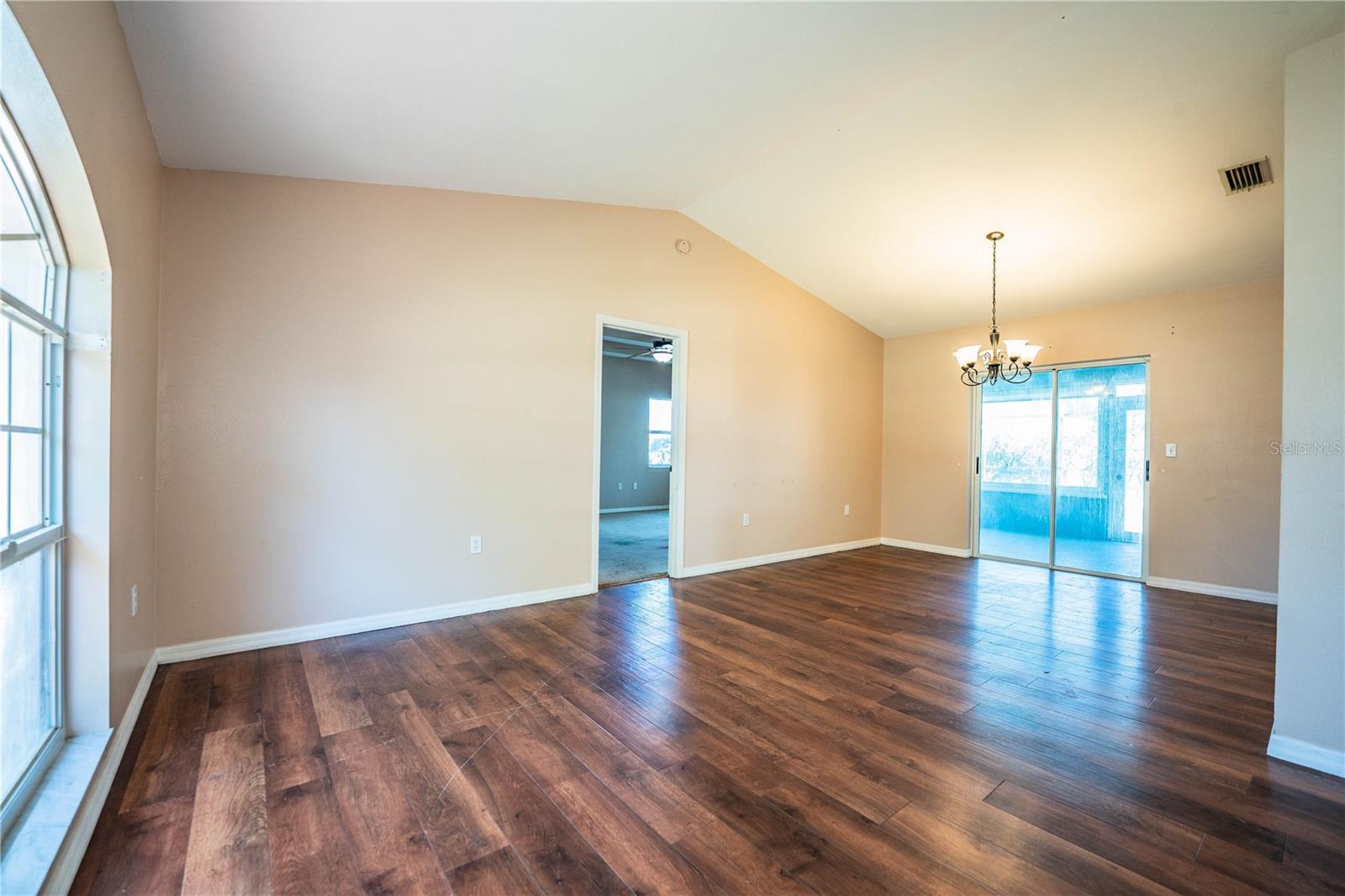 HUNTERS RUN PH 02 - Residential