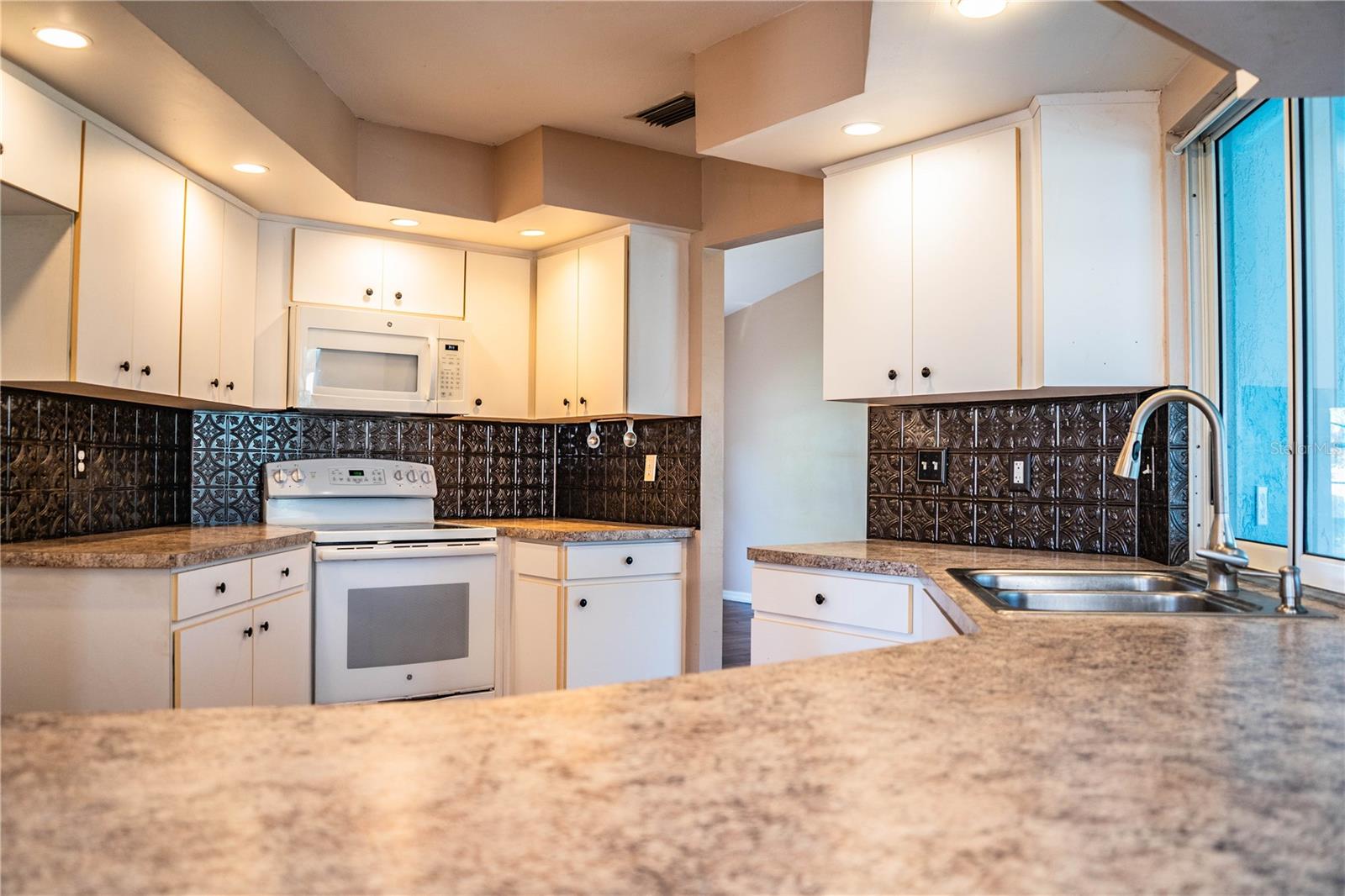 HUNTERS RUN PH 02 - Residential