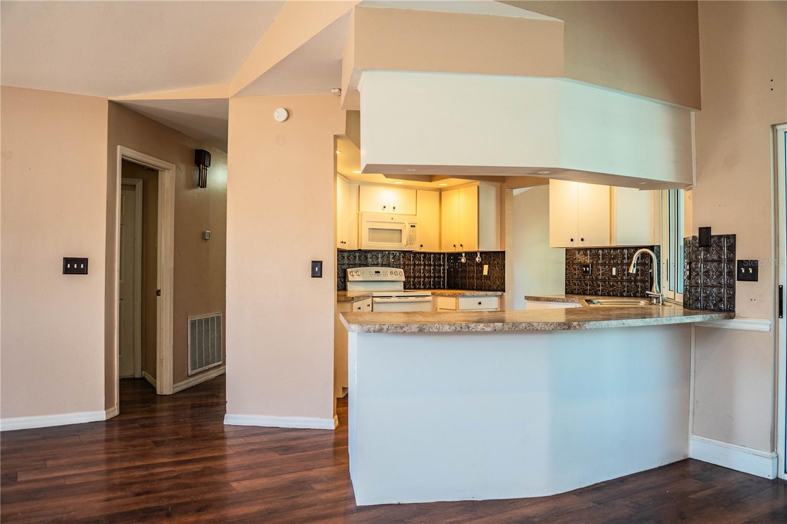 HUNTERS RUN PH 02 - Residential