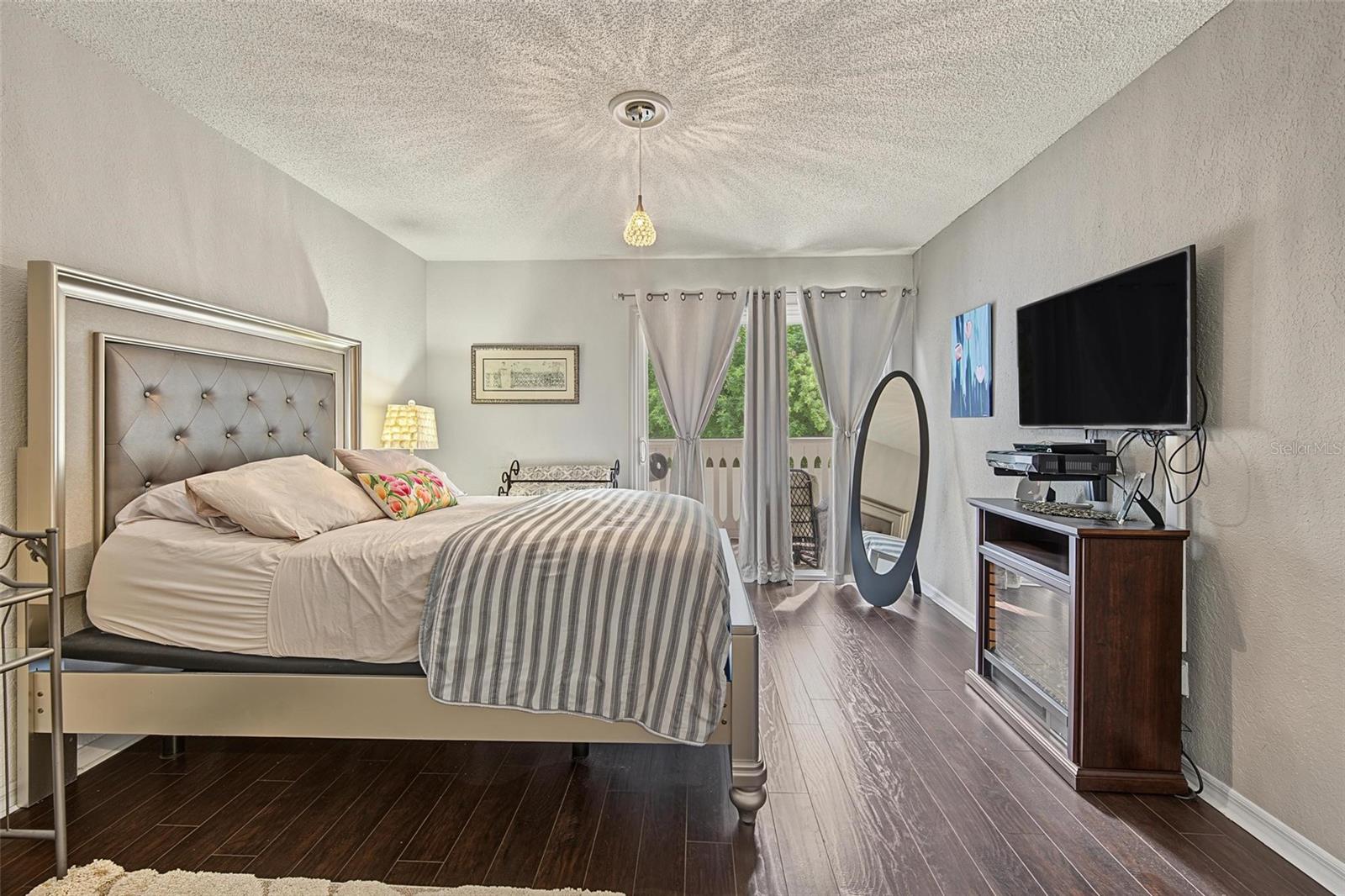 10399 PARADISE BOULEVARD 107