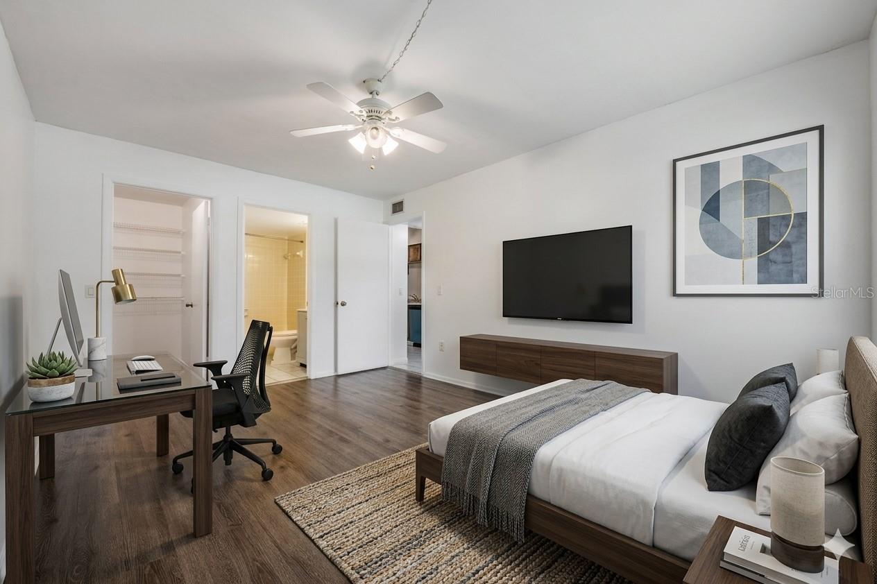 THE OAKS UNIT VI A CONDO - Residential