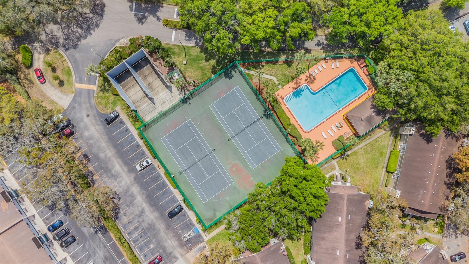 THE OAKS UNIT VI A CONDO - Residential