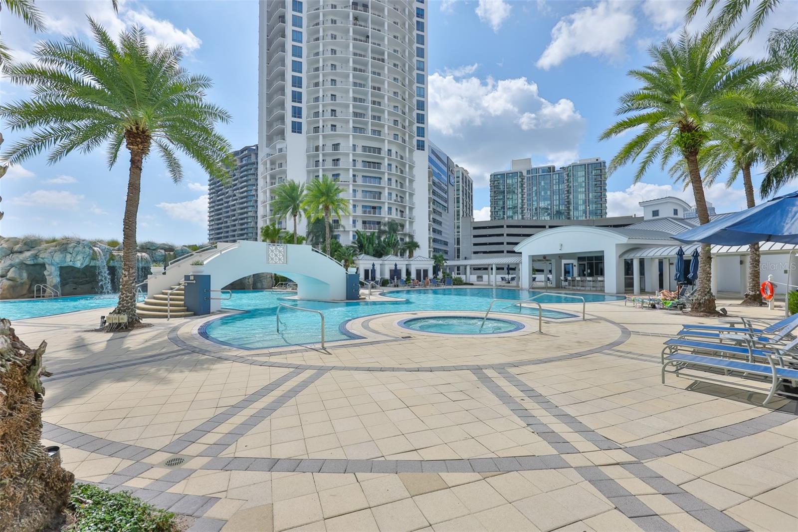 TOWERS OF CHANNELSIDE CONDOMIN - Residential Lease