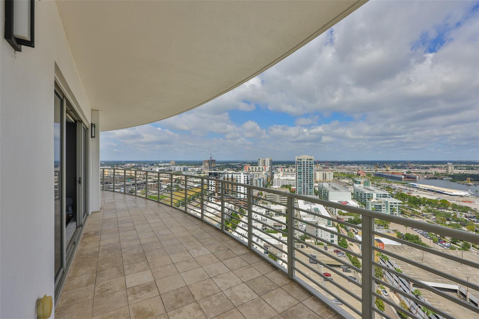 TOWERS OF CHANNELSIDE CONDOMIN - Residential Lease