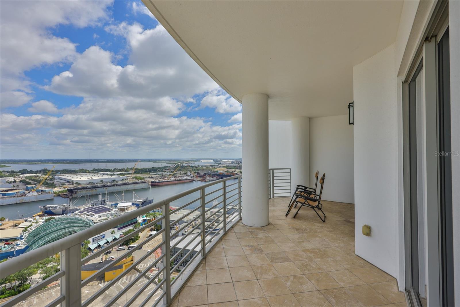 TOWERS OF CHANNELSIDE CONDOMIN - Residential Lease