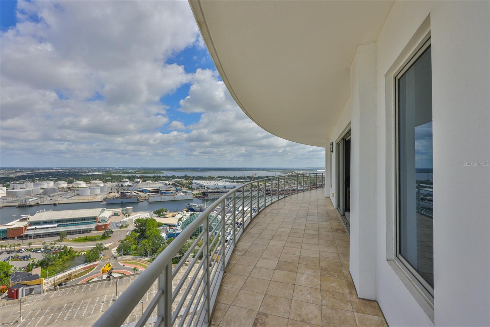 TOWERS OF CHANNELSIDE CONDOMIN - Residential Lease