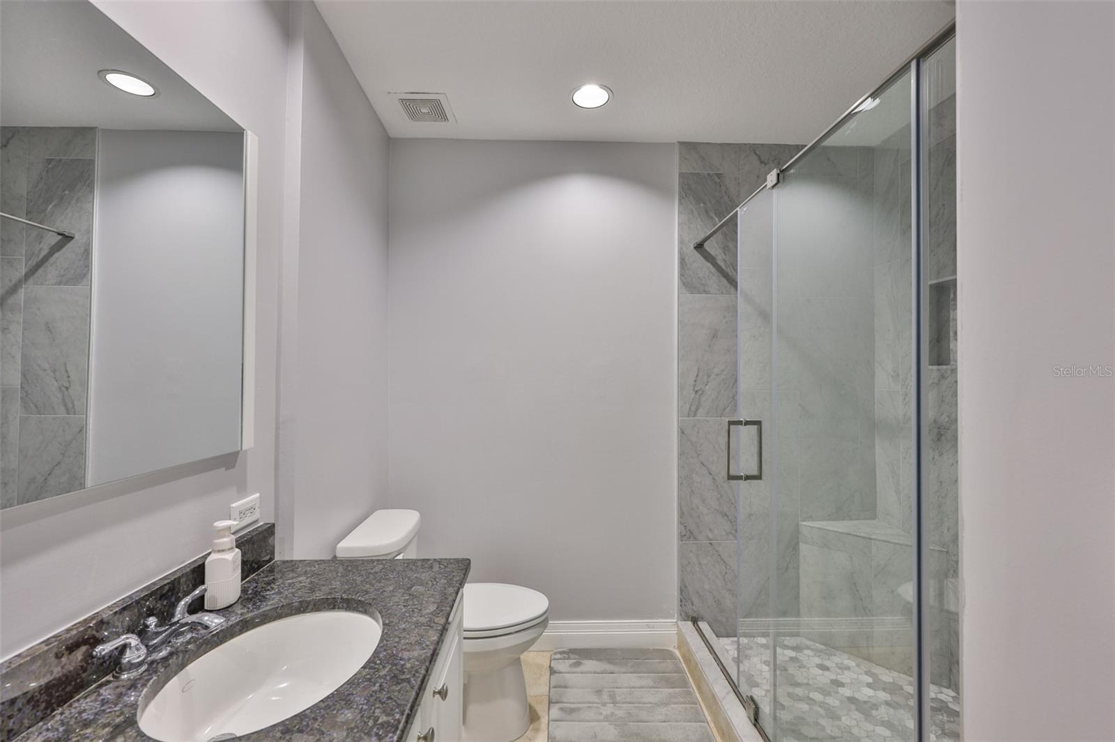 TOWERS OF CHANNELSIDE CONDOMIN - Residential Lease