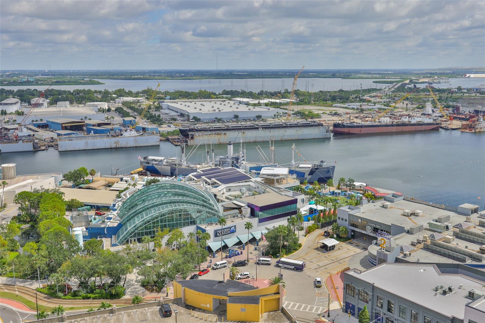 TOWERS OF CHANNELSIDE CONDOMIN - Residential Lease