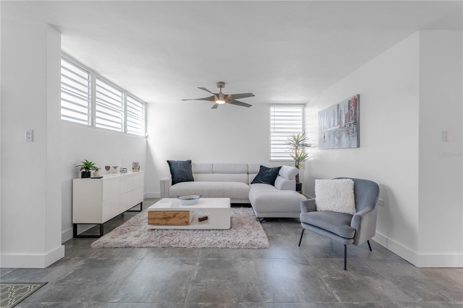 SR 308 km 1.5 GARDENIA ST URB GIRASOL B-20