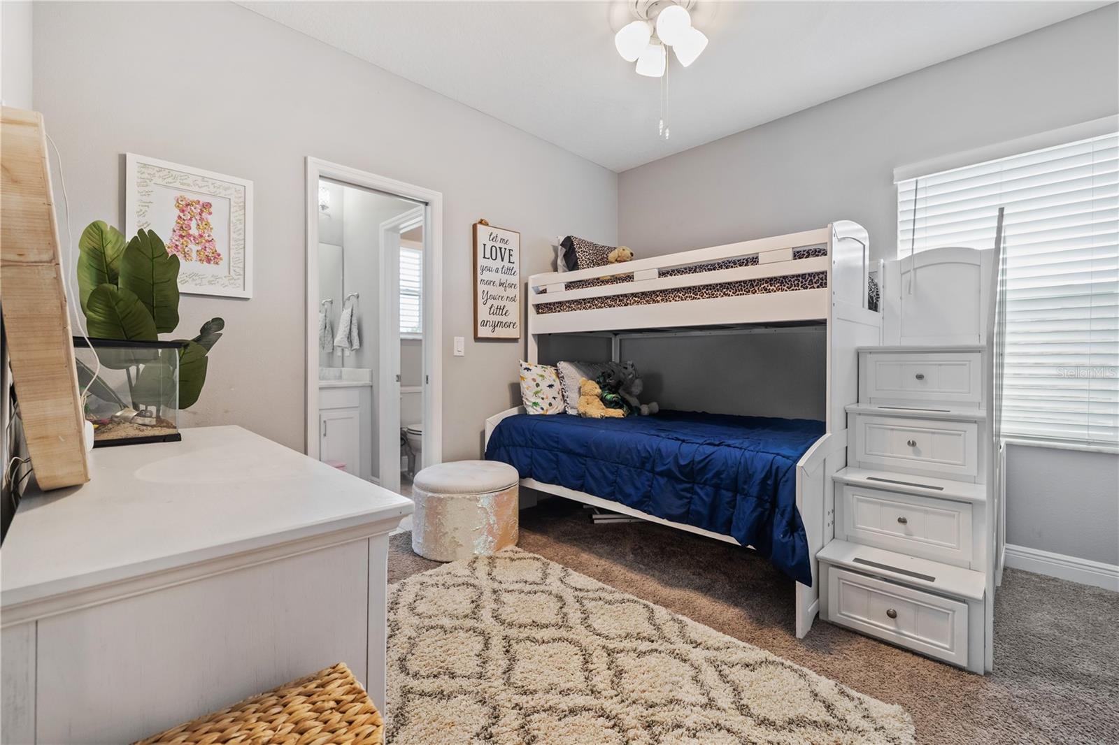 GLEN COVE - Residential Lease