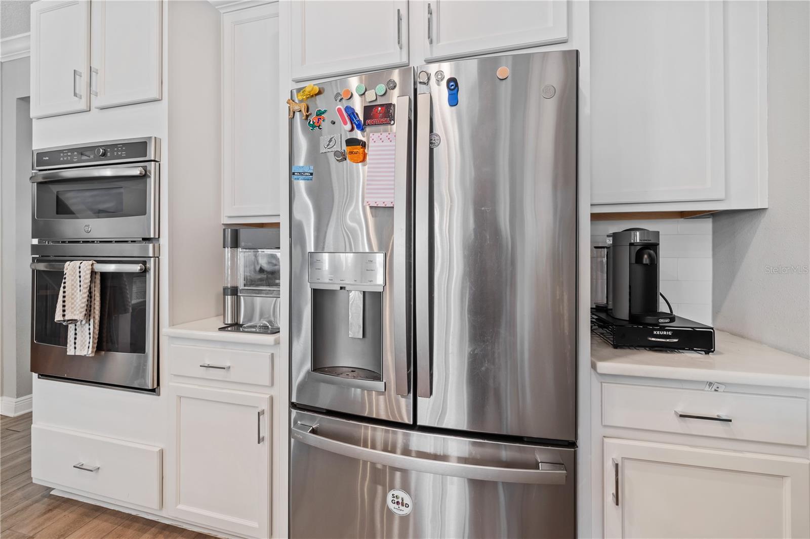 GLEN COVE - Residential Lease