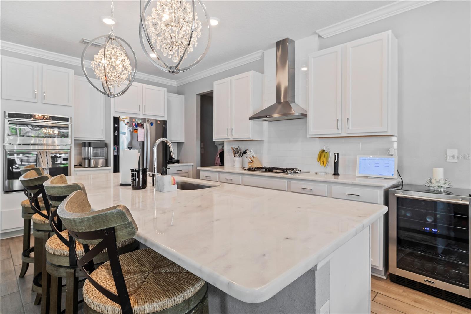 GLEN COVE - Residential Lease