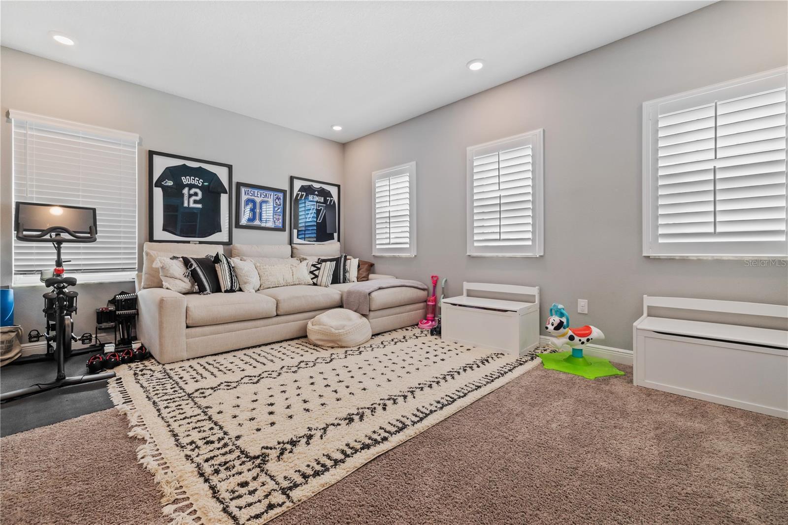 GLEN COVE - Residential Lease