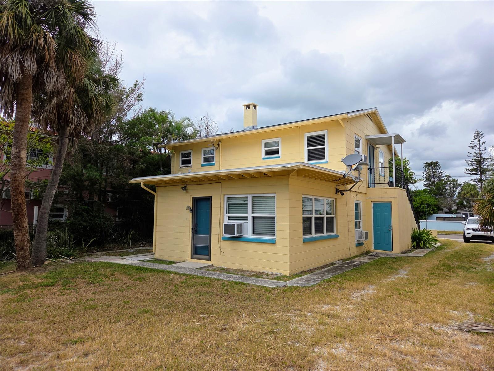 ST PETERSBURG BEACH REP - Residential Lease