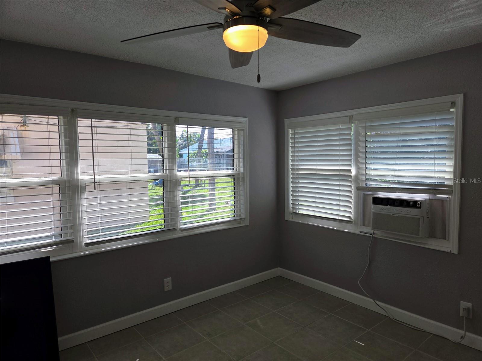 ST PETERSBURG BEACH REP - Residential Lease