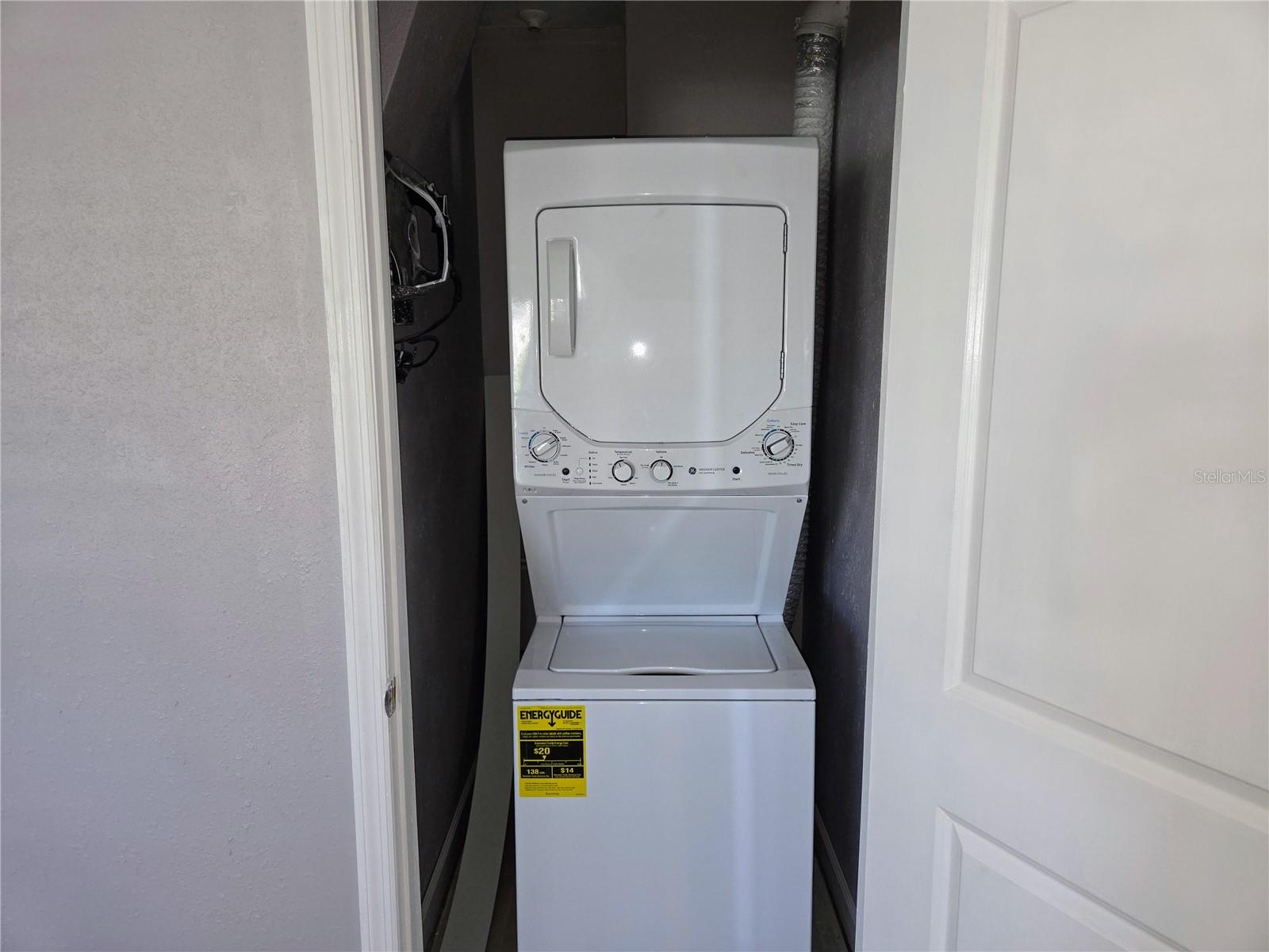 ST PETERSBURG BEACH REP - Residential Lease