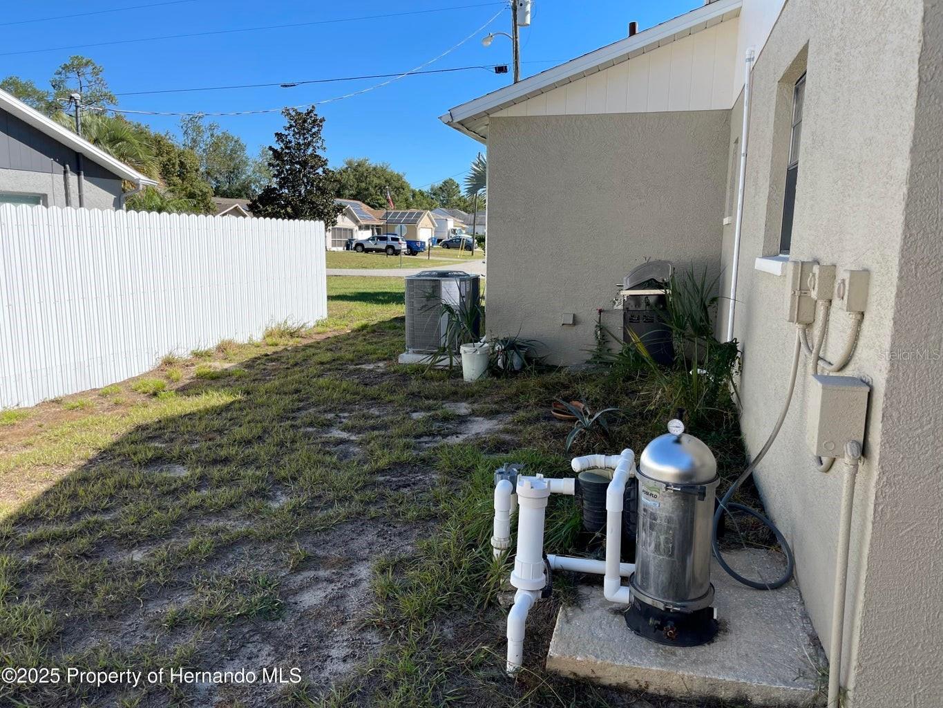 SPRING HILL - Residential