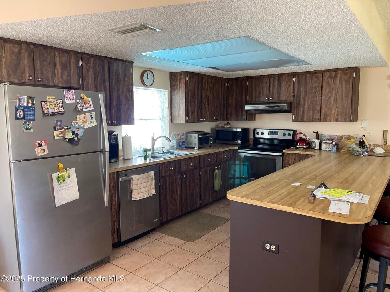 SPRING HILL - Residential