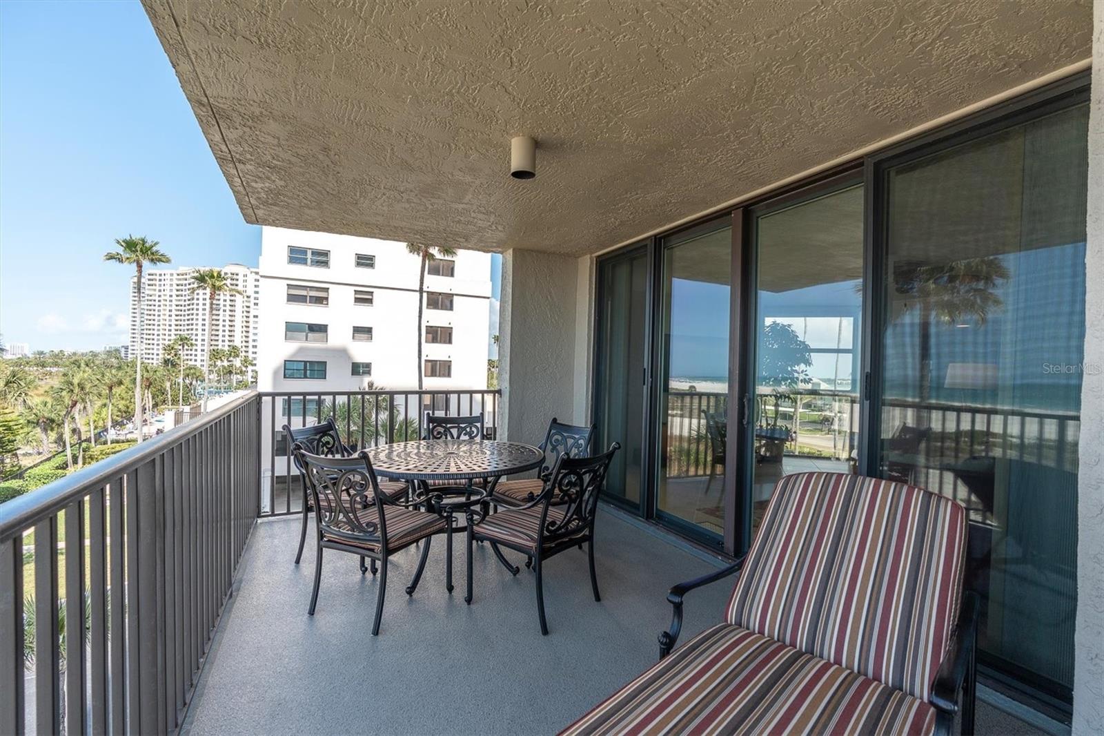 LIGHTHOUSE TOWERS CONDO - Residential