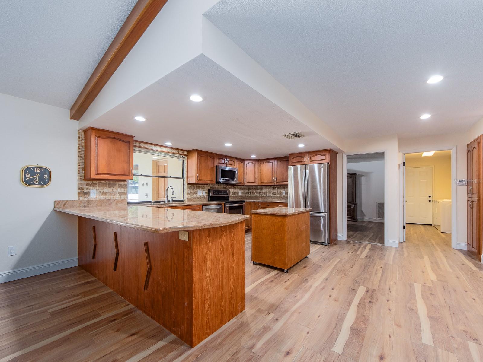 COUNTRY WOODS - Residential