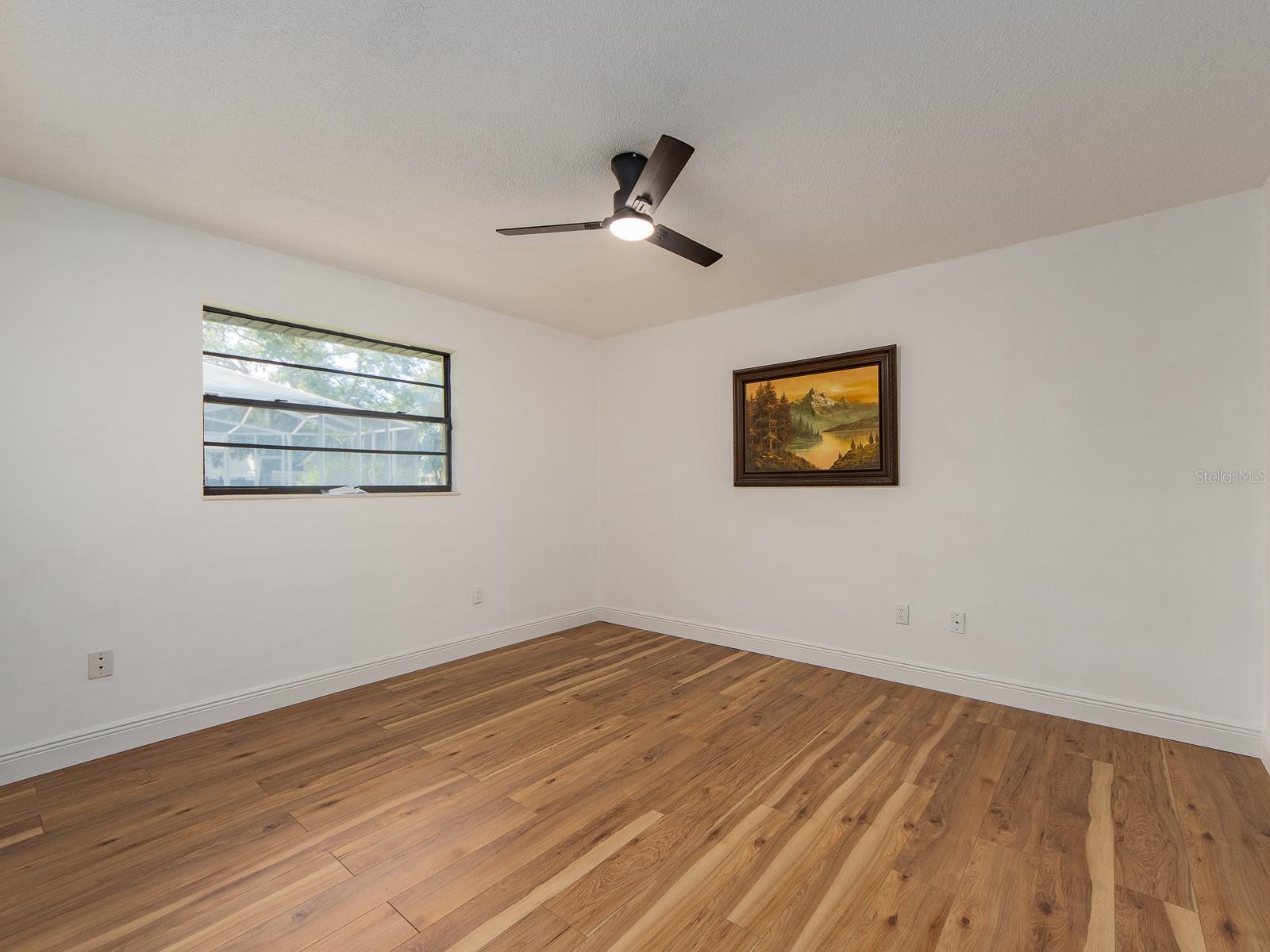 COUNTRY WOODS - Residential