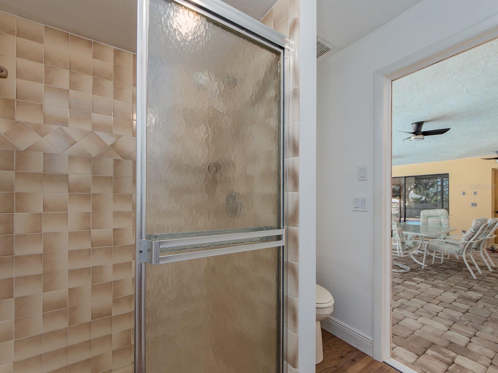 COUNTRY WOODS - Residential