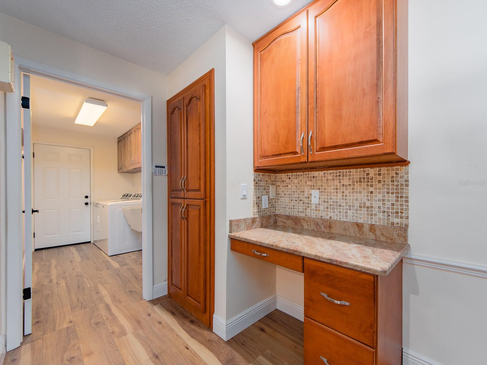 COUNTRY WOODS - Residential