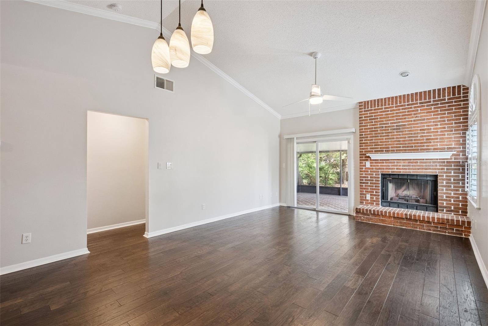 DEER RUN UNIT 14B - Residential