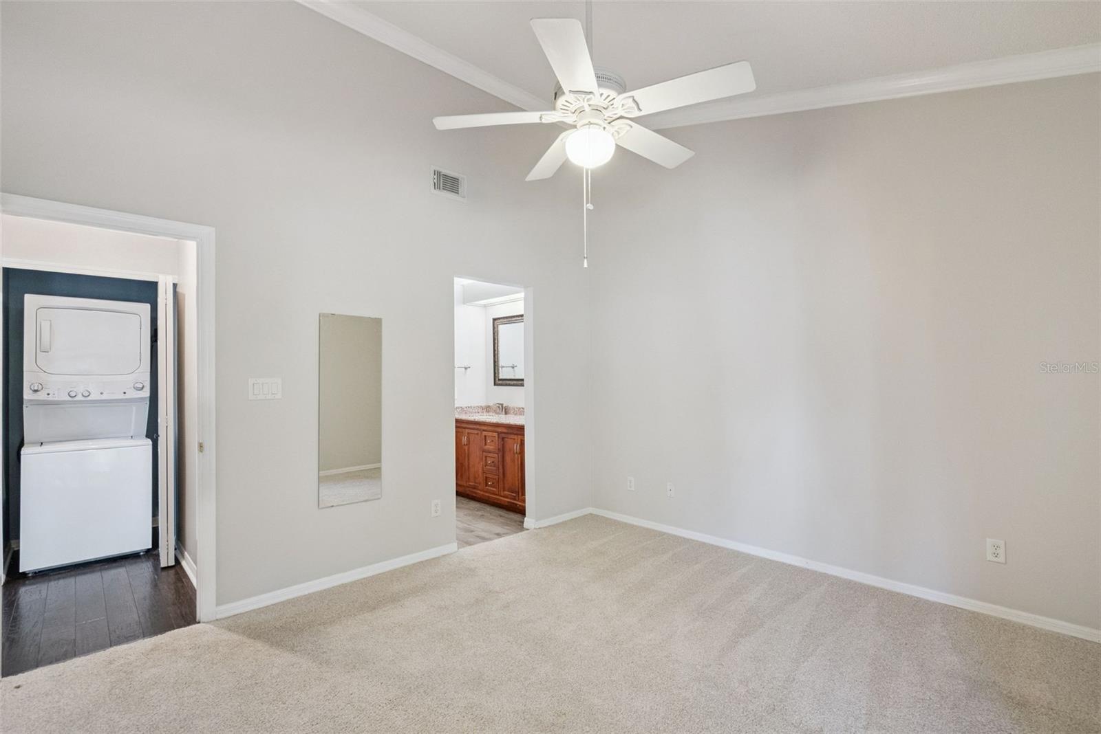 DEER RUN UNIT 14B - Residential