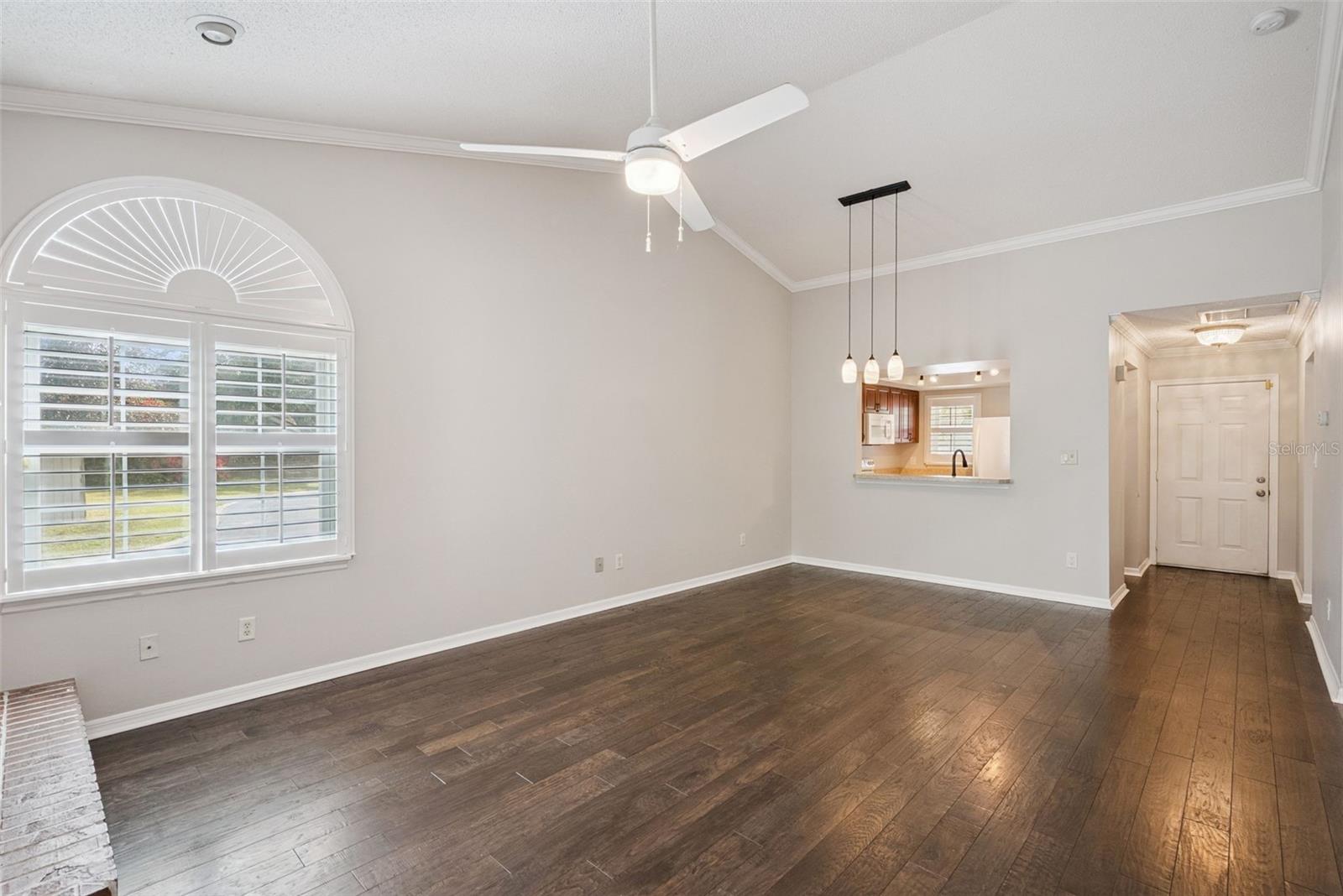 DEER RUN UNIT 14B - Residential