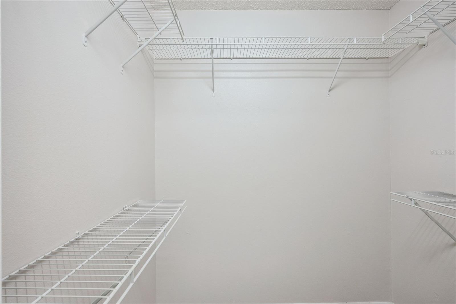 DEER RUN UNIT 14B - Residential