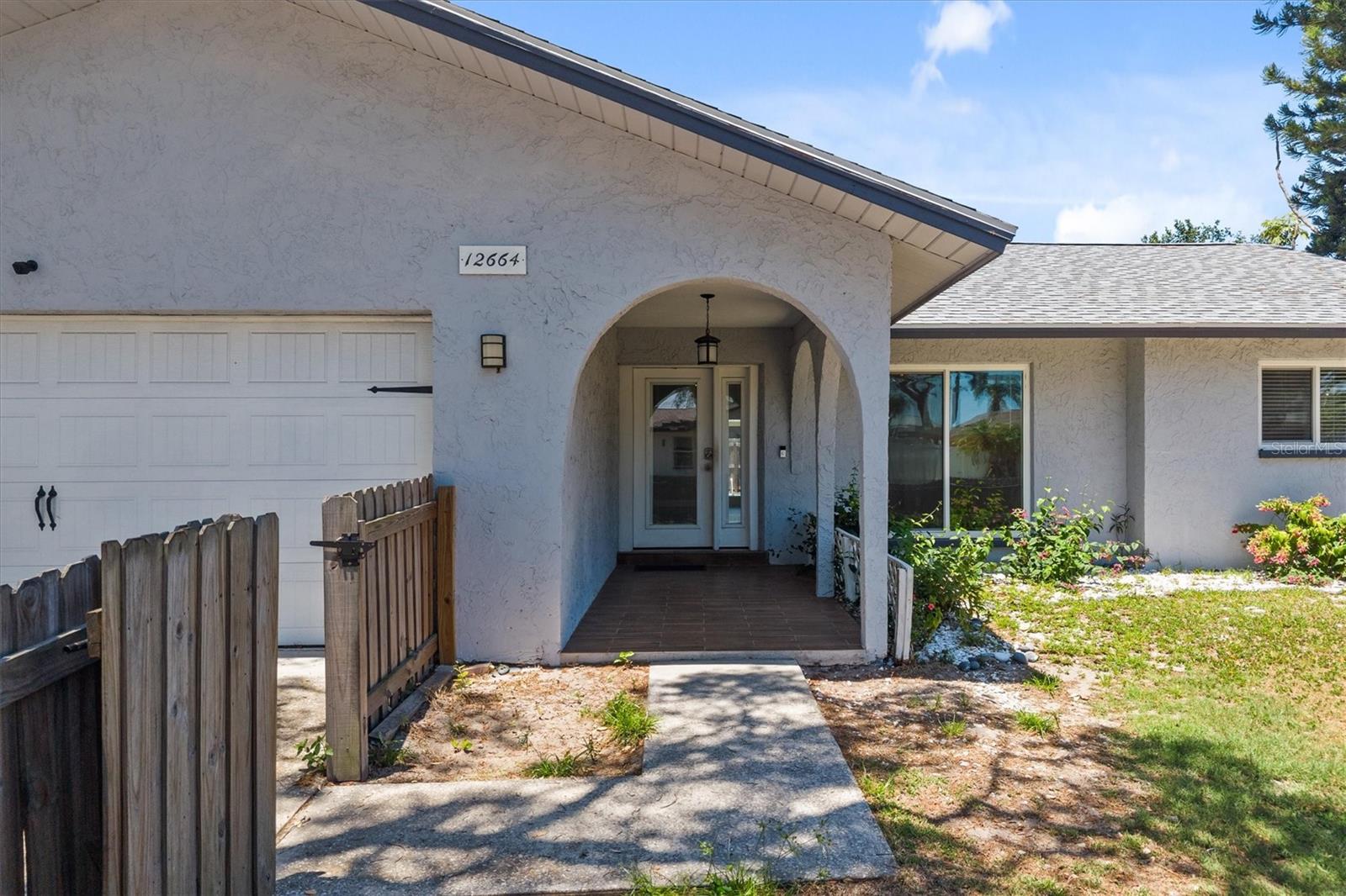 AVON RIDGE - Residential