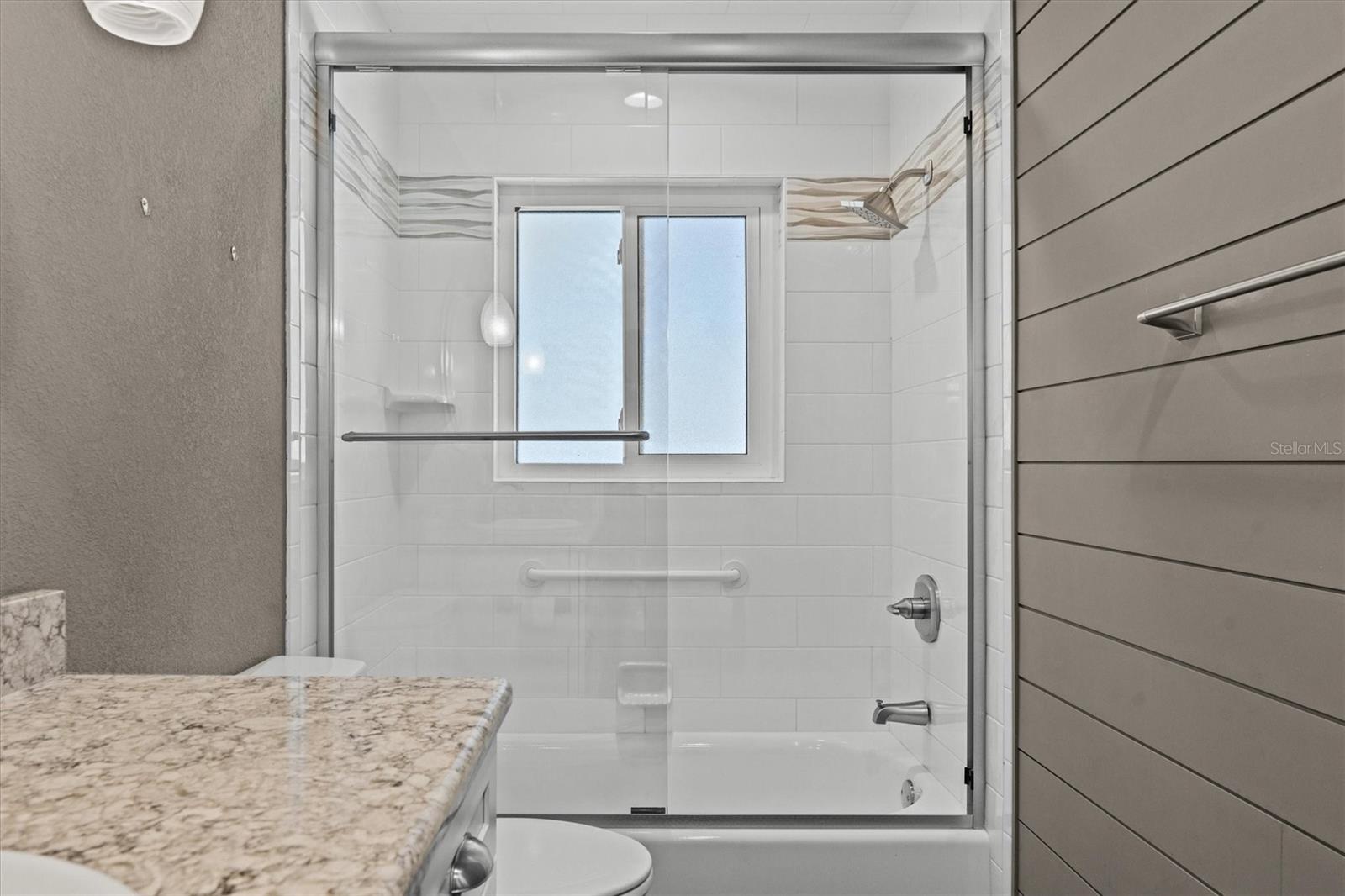 AVON RIDGE - Residential