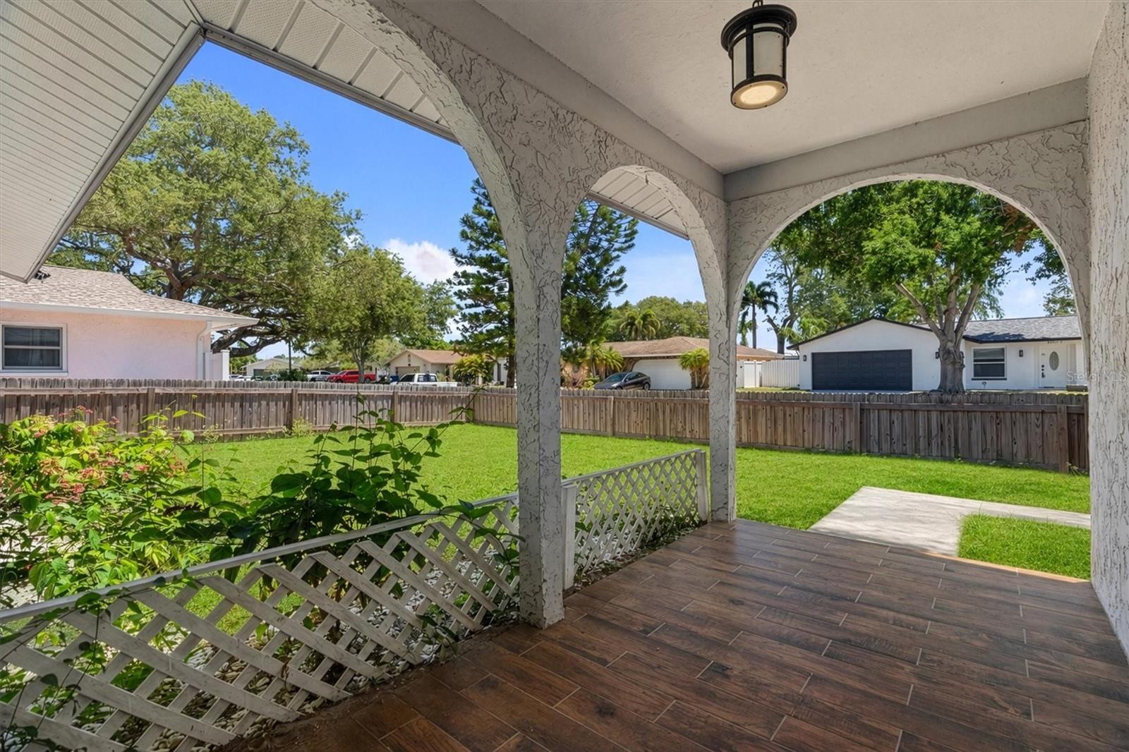 AVON RIDGE - Residential