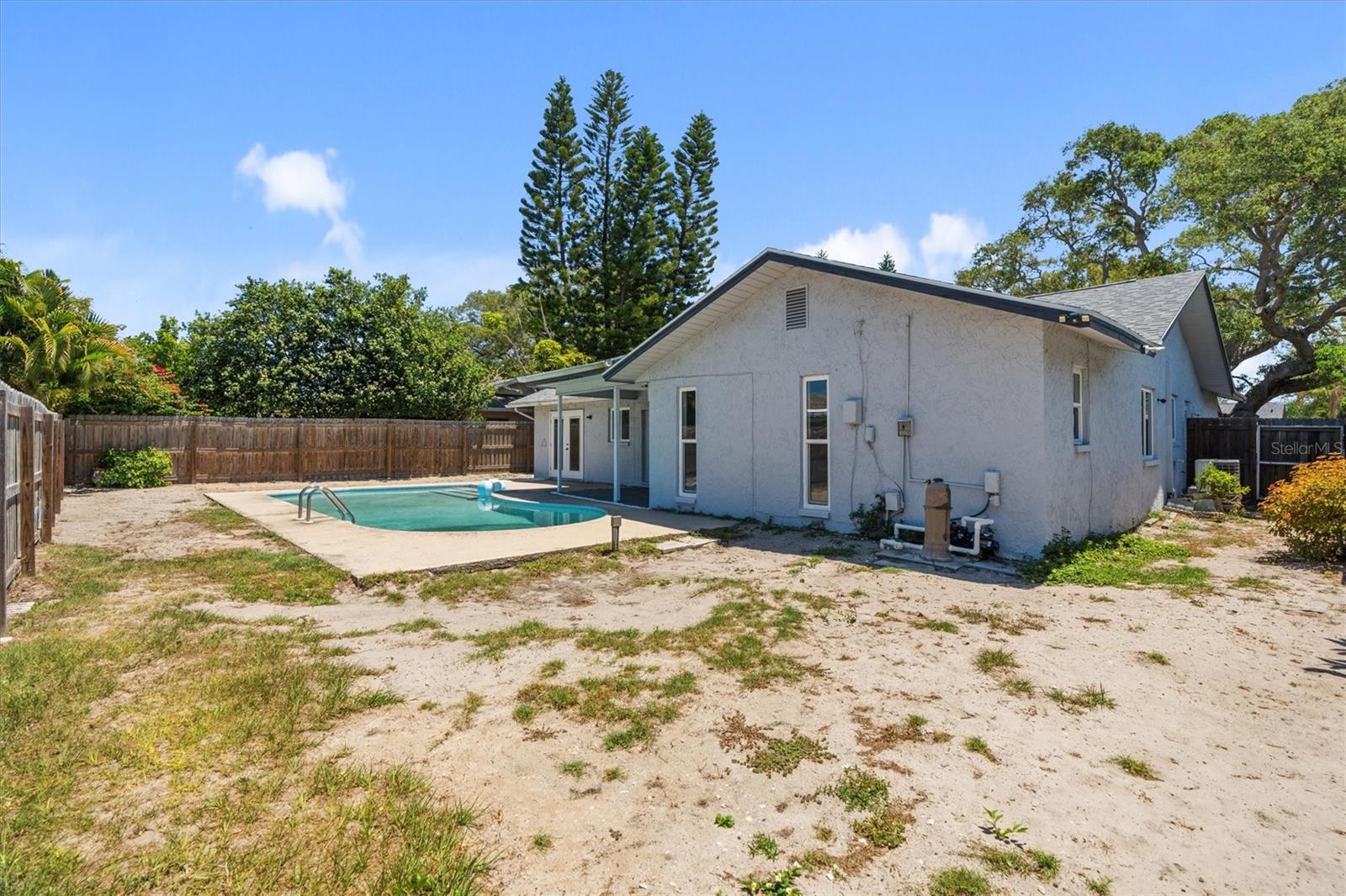 AVON RIDGE - Residential