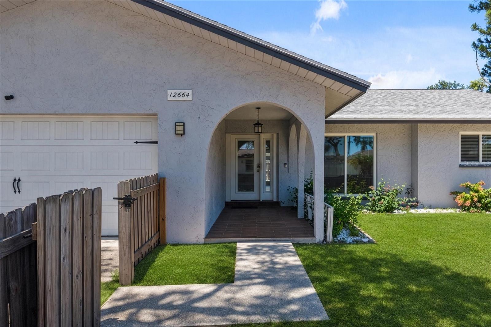 AVON RIDGE - Residential