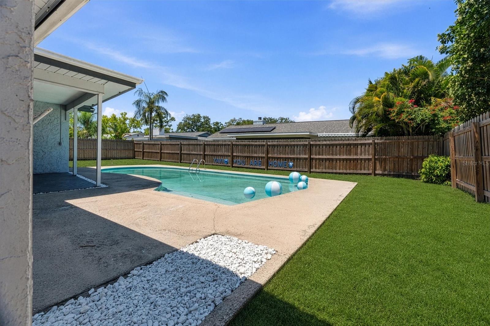 AVON RIDGE - Residential