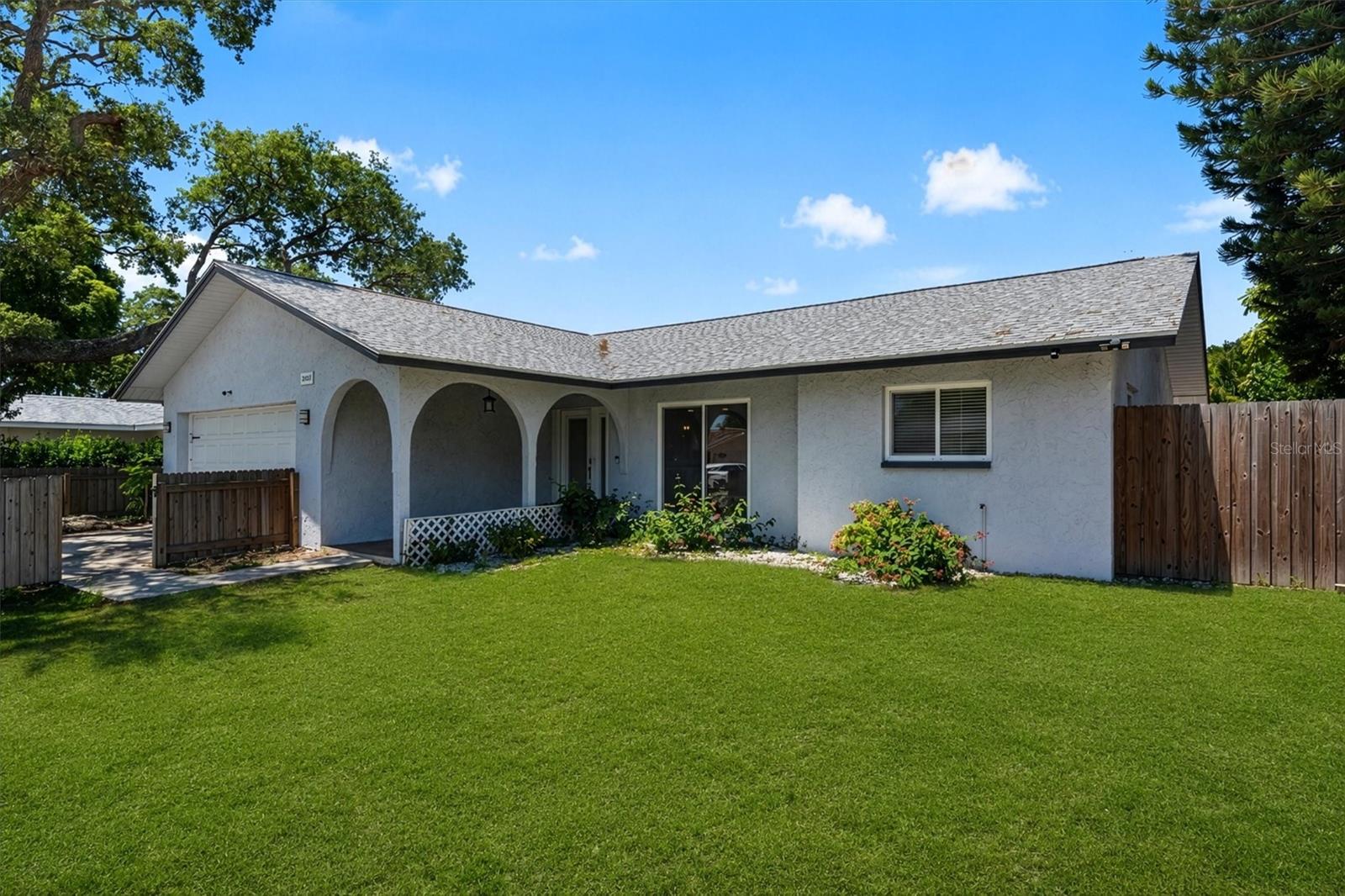 AVON RIDGE - Residential